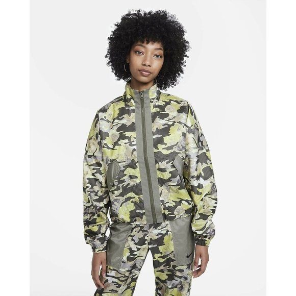 Nike Jackets & Blazers - Nike Womens Woven Floral Camo Full Zip Jacket Green 2XL CZ8184-325